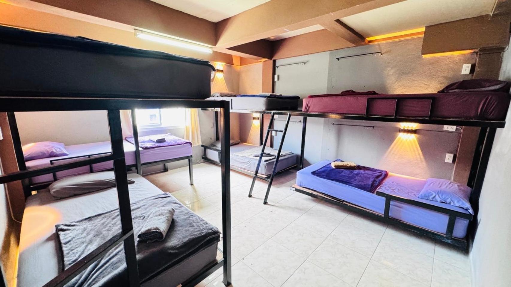 Stay At Moon Hostel หาดริ้น ภายนอก รูปภาพ