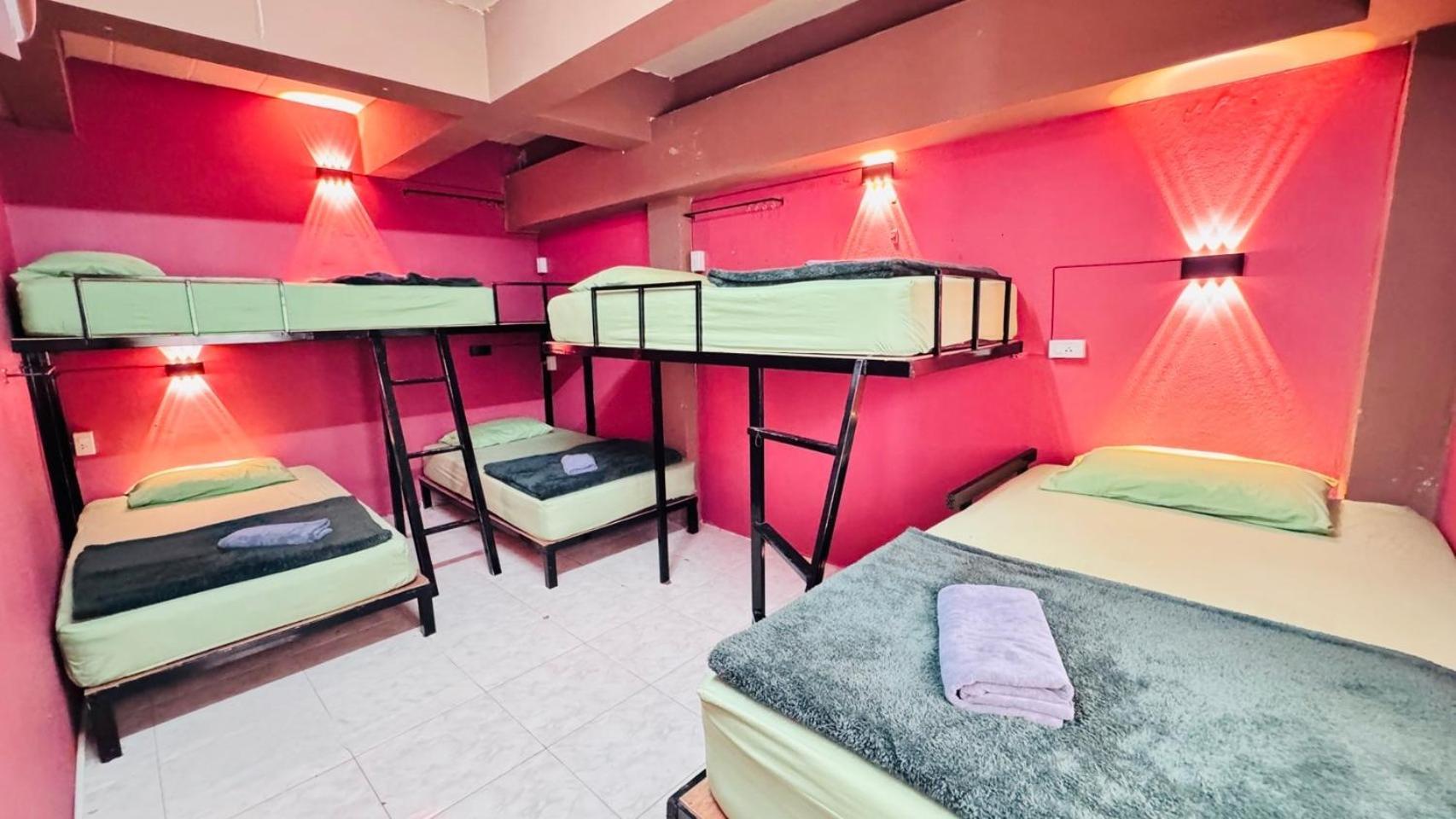 Stay At Moon Hostel หาดริ้น ภายนอก รูปภาพ