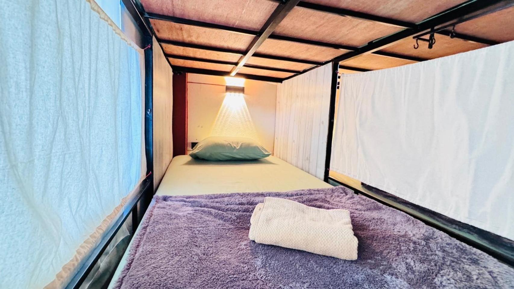 Stay At Moon Hostel หาดริ้น ภายนอก รูปภาพ