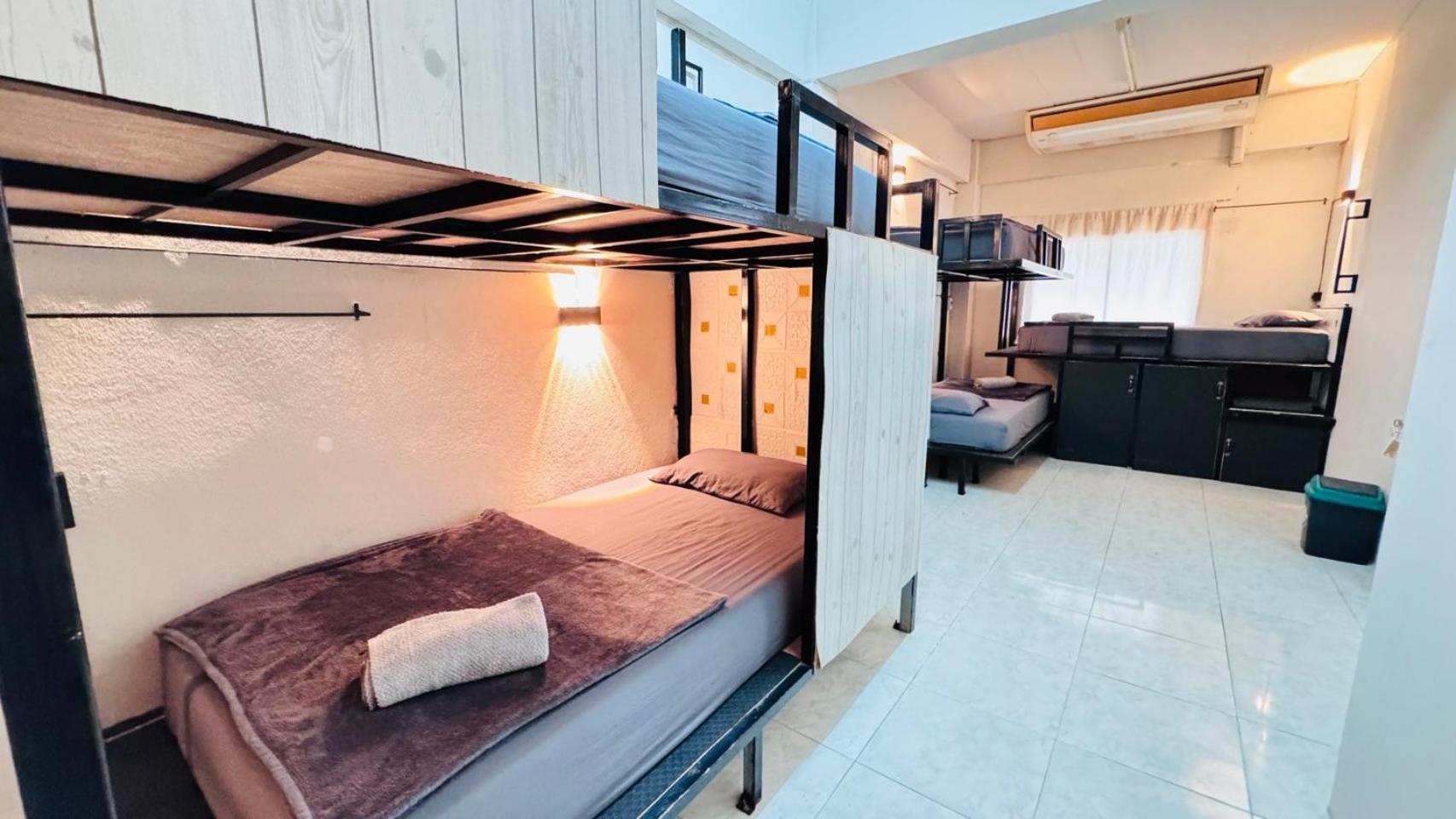 Stay At Moon Hostel หาดริ้น ภายนอก รูปภาพ