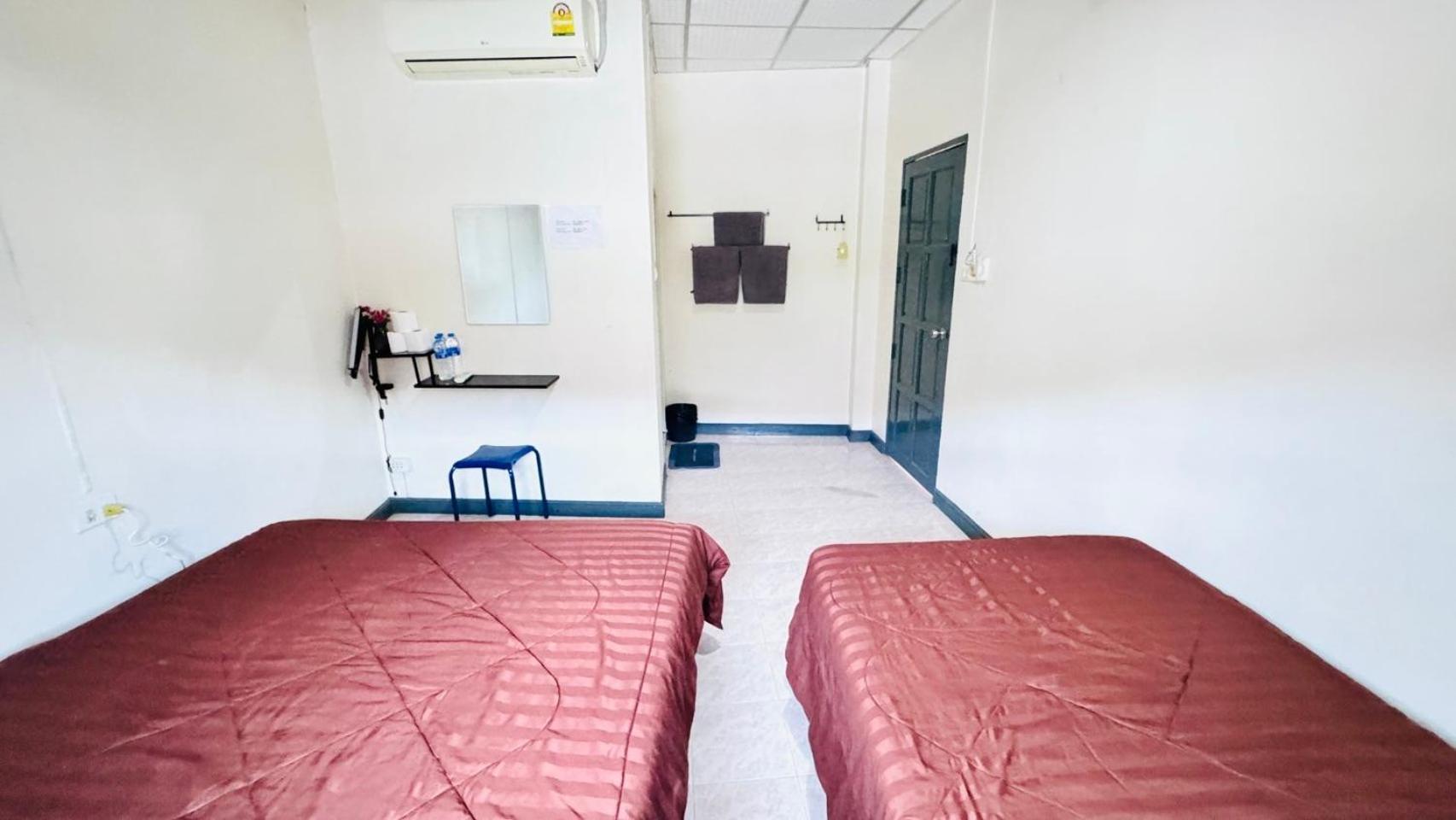 Stay At Moon Hostel หาดริ้น ภายนอก รูปภาพ