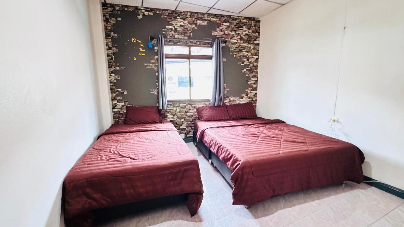 Stay At Moon Hostel หาดริ้น ภายนอก รูปภาพ