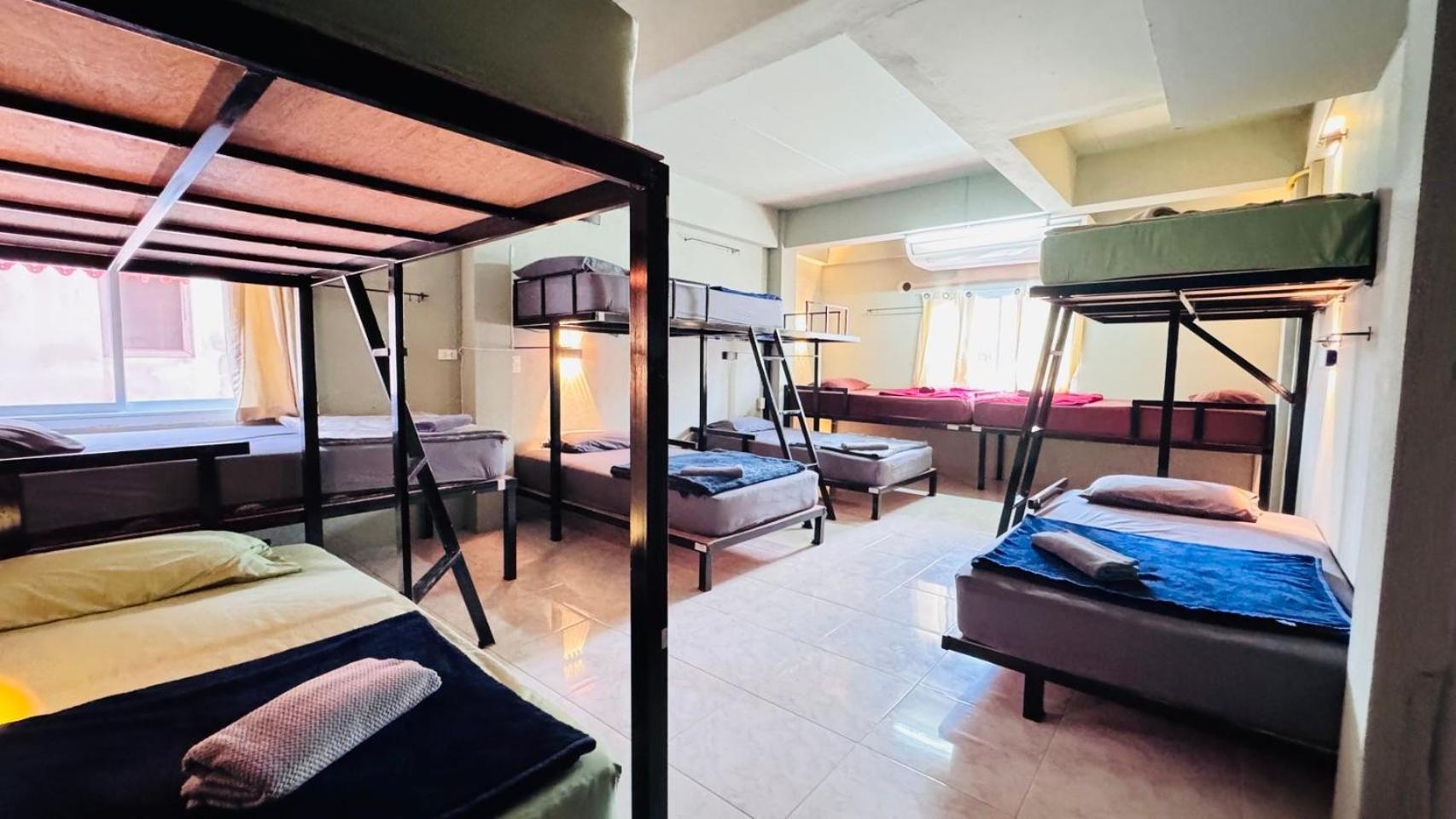 Stay At Moon Hostel หาดริ้น ภายนอก รูปภาพ